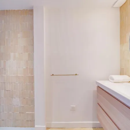 Magnifique Maison Avec Rooftop Et Jacuzzi Bordéus
