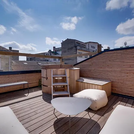 Magnifique Maison Avec Rooftop Et Jacuzzi Apartamento Bordéus